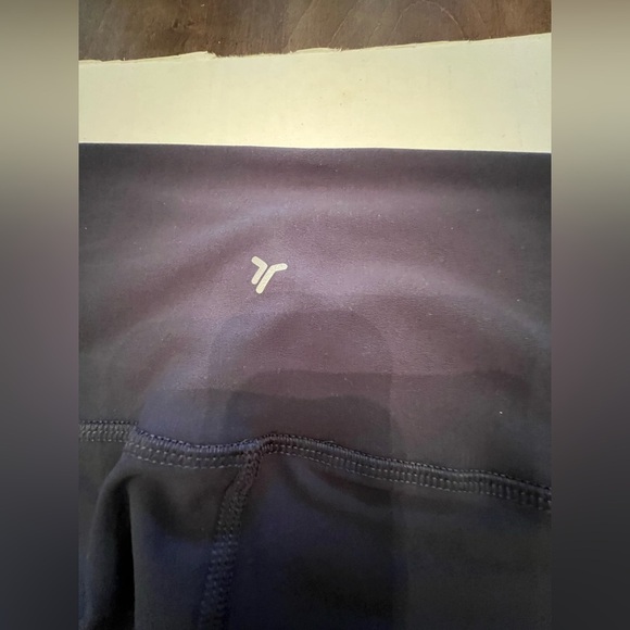 OLD NAVY ACTIVE POWERSOFT 7/8  HIGH RISE LEGGINGS SIZE XS PETITE. DUSK NAVY - Picture 6 of 8